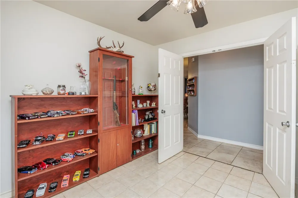 2333 Zuza Drive Corpus Christi, TX 78418