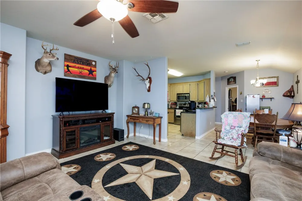 2333 Zuza Drive Corpus Christi, TX 78418