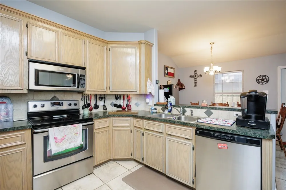2333 Zuza Drive Corpus Christi, TX 78418