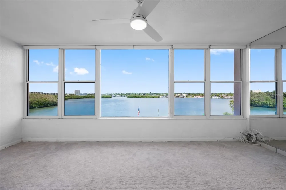 1847 SHORE DRIVE S #509 St Petersburg, FL 33707