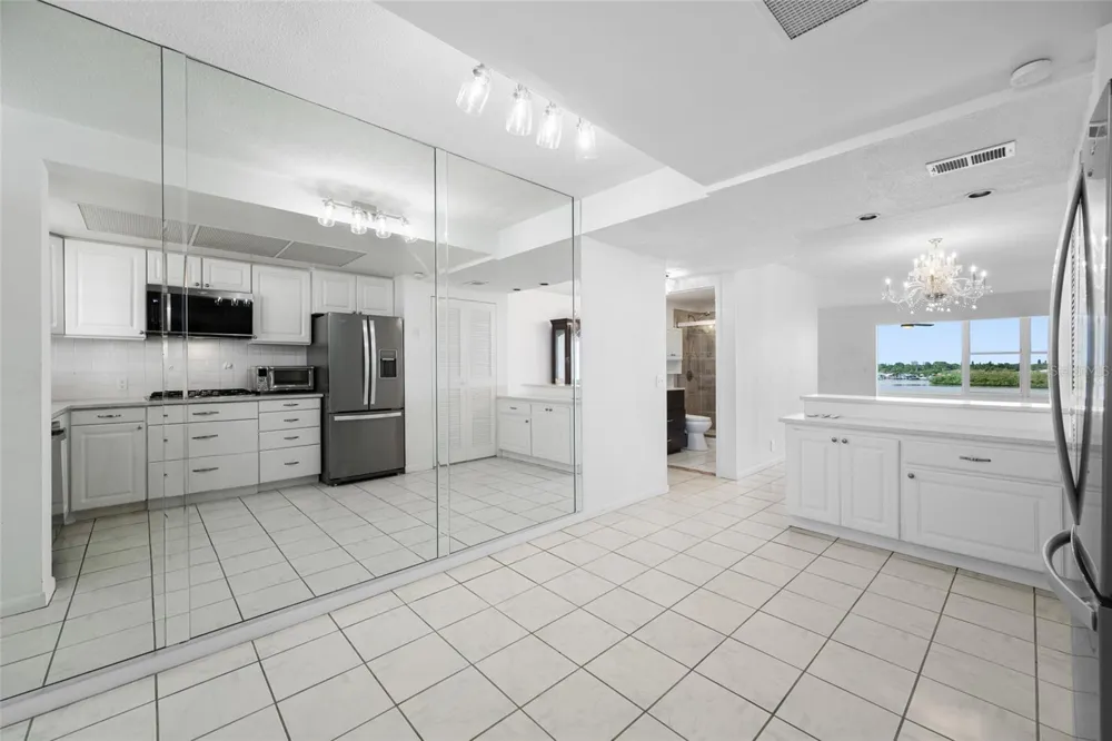 1847 SHORE DRIVE S #509 St Petersburg, FL 33707