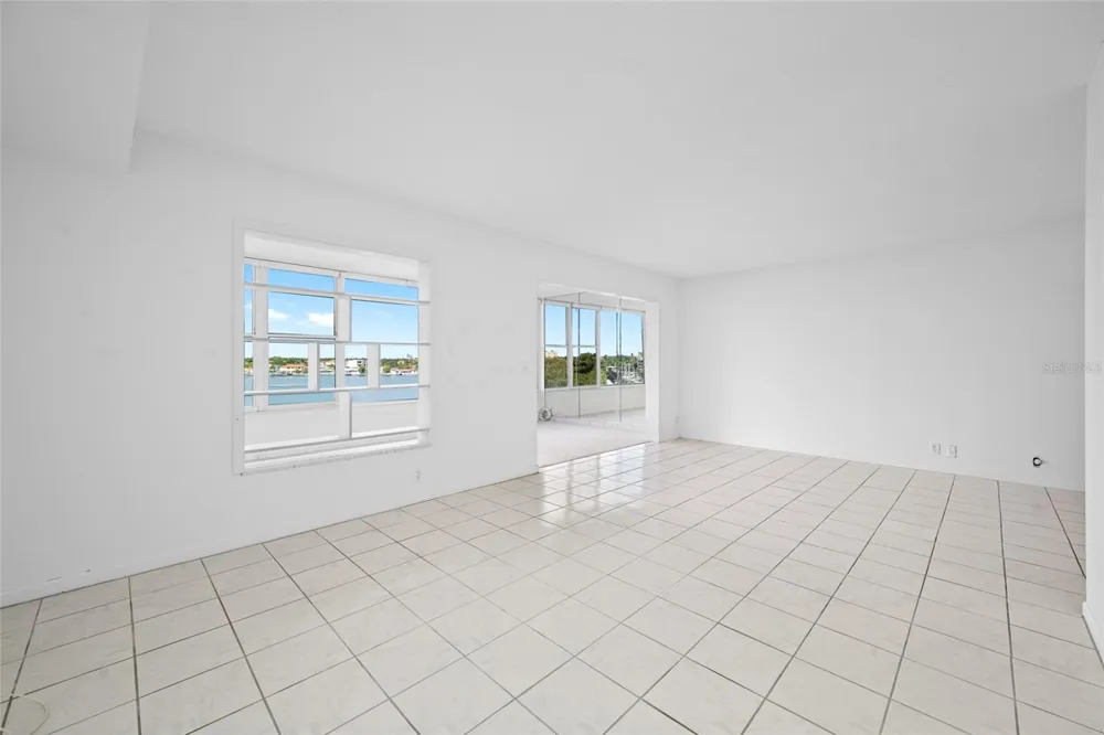 1847 SHORE DRIVE S #509 St Petersburg, FL 33707