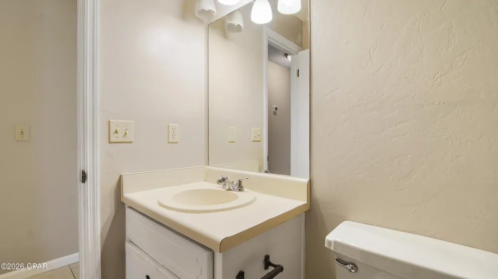 807 White Oak Court Panama City, FL 32408