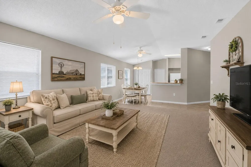 535 SCARLET MAPLE COURT Plant City, FL 33563