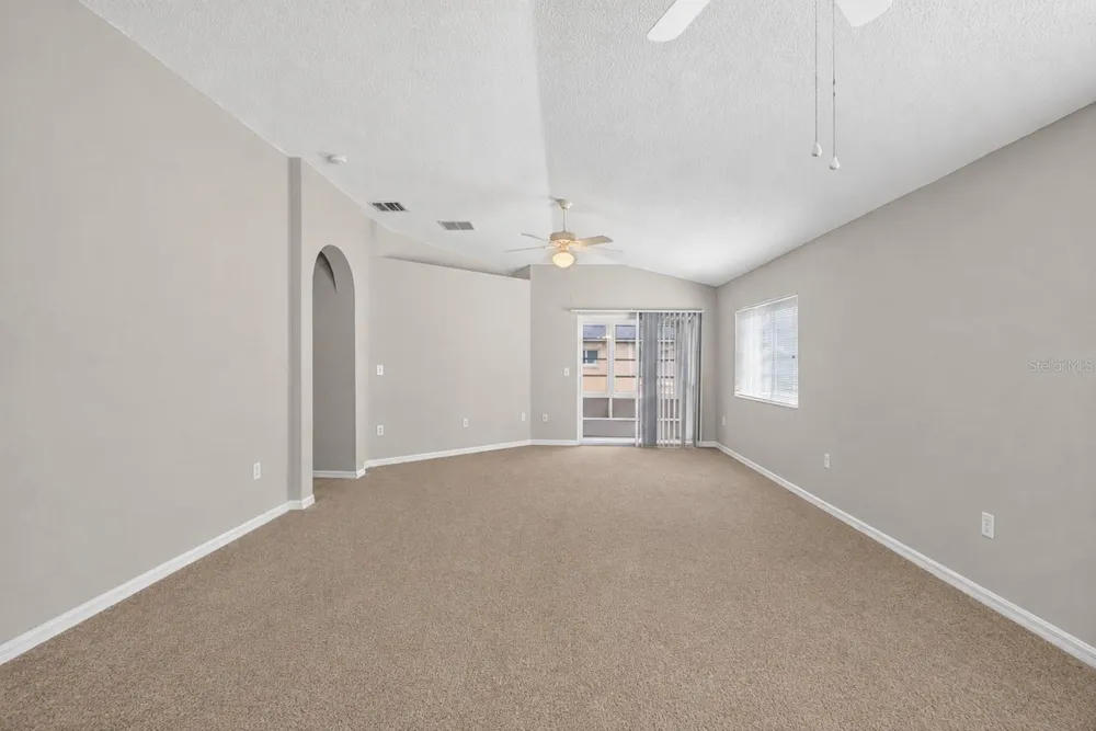 535 SCARLET MAPLE COURT Plant City, FL 33563