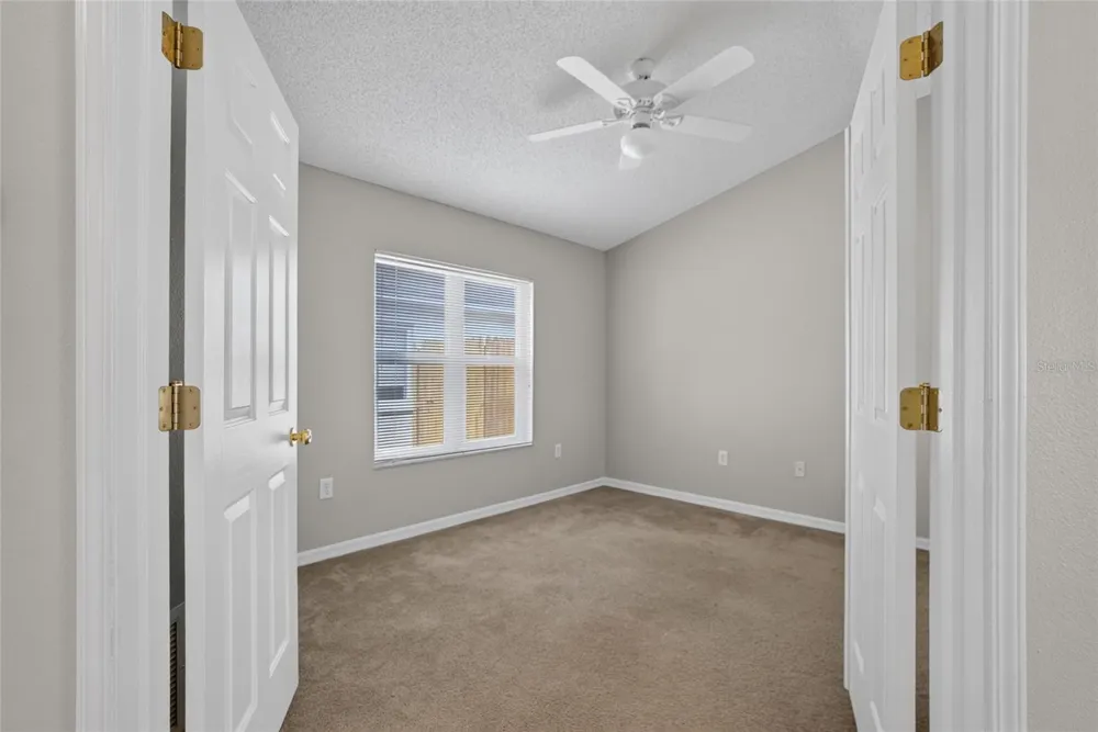535 SCARLET MAPLE COURT Plant City, FL 33563