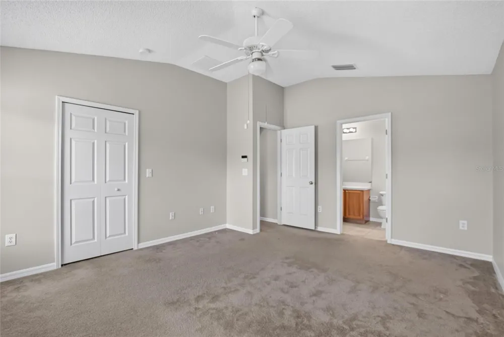 535 SCARLET MAPLE COURT Plant City, FL 33563