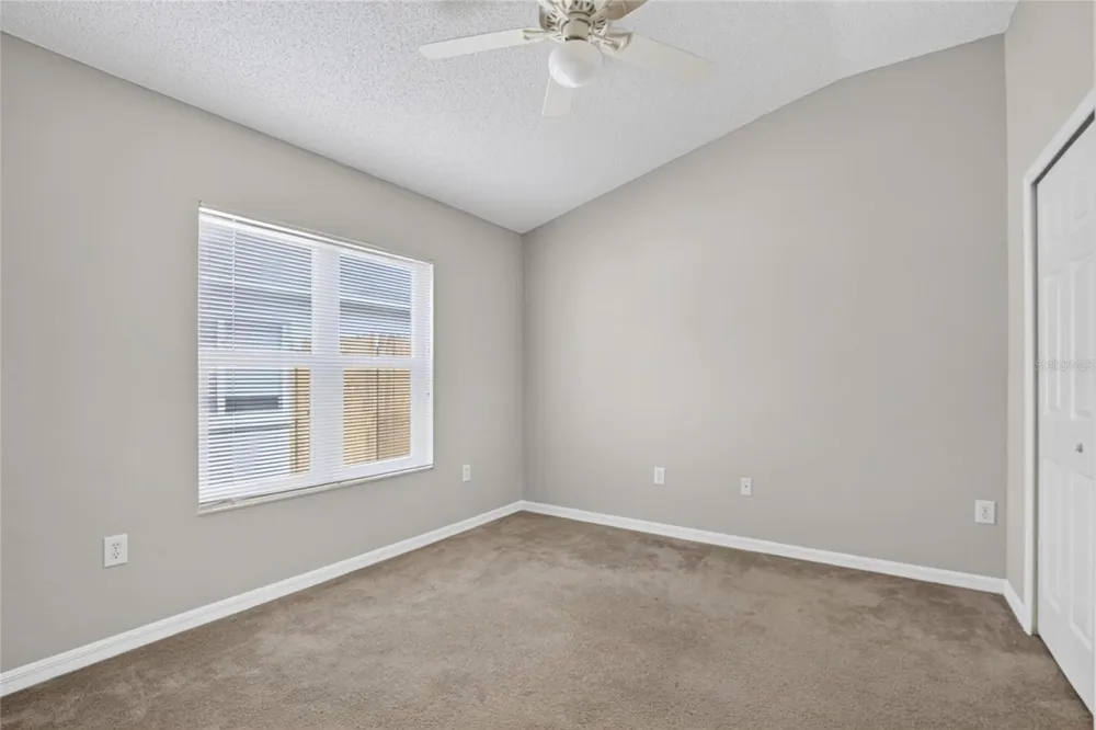 535 SCARLET MAPLE COURT Plant City, FL 33563
