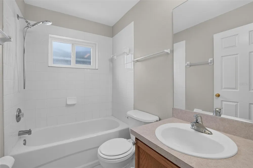 535 SCARLET MAPLE COURT Plant City, FL 33563