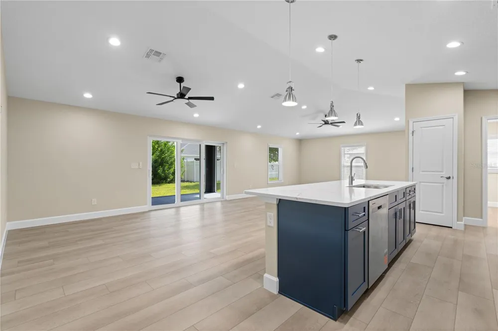 9417 HEARTWELLVILLE AVENUE Englewood, FL 34224