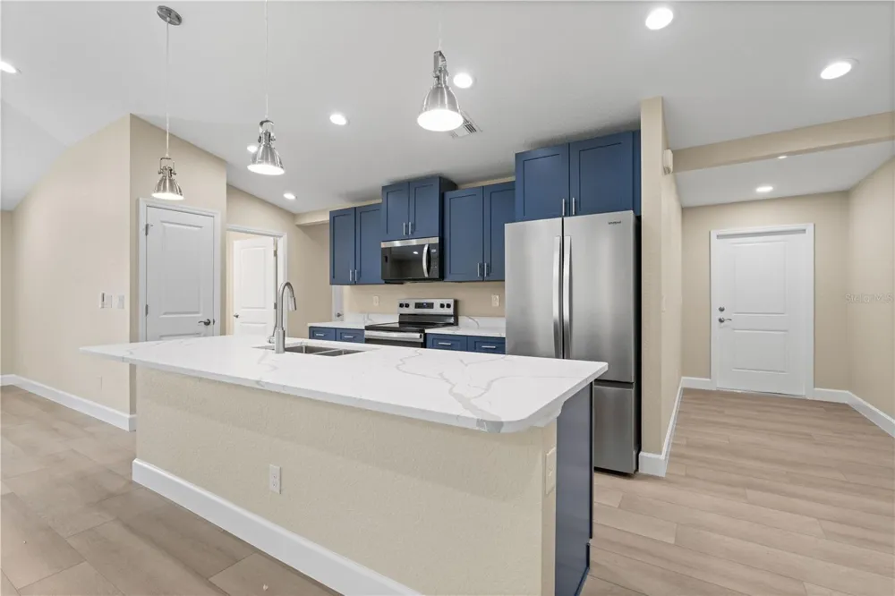 9417 HEARTWELLVILLE AVENUE Englewood, FL 34224