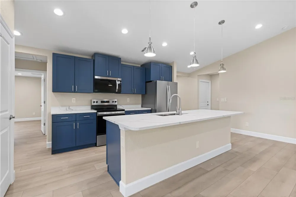 9417 HEARTWELLVILLE AVENUE Englewood, FL 34224