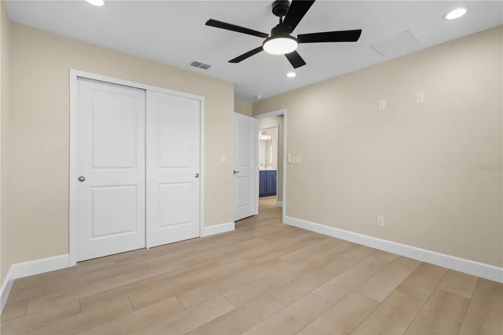 9417 HEARTWELLVILLE AVENUE Englewood, FL 34224