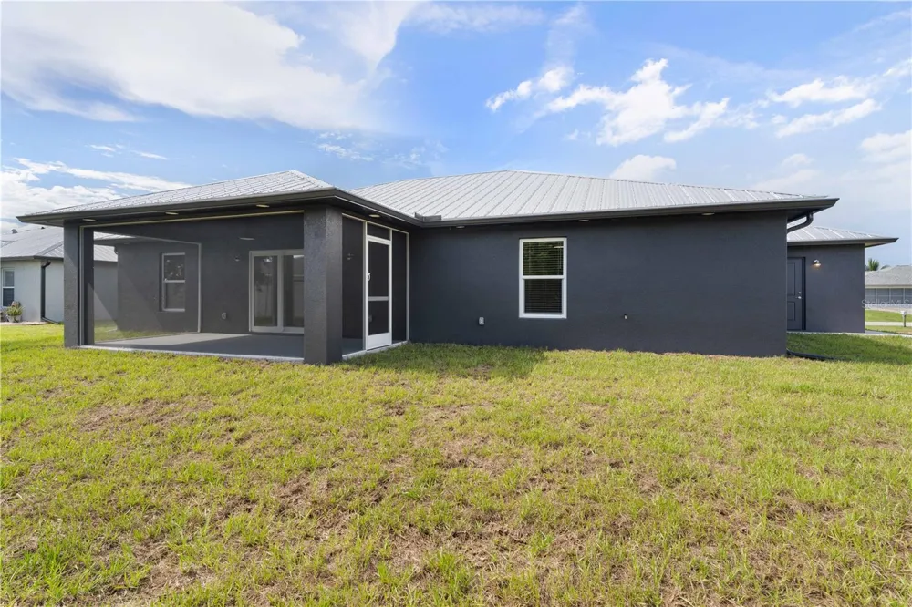 9417 HEARTWELLVILLE AVENUE Englewood, FL 34224