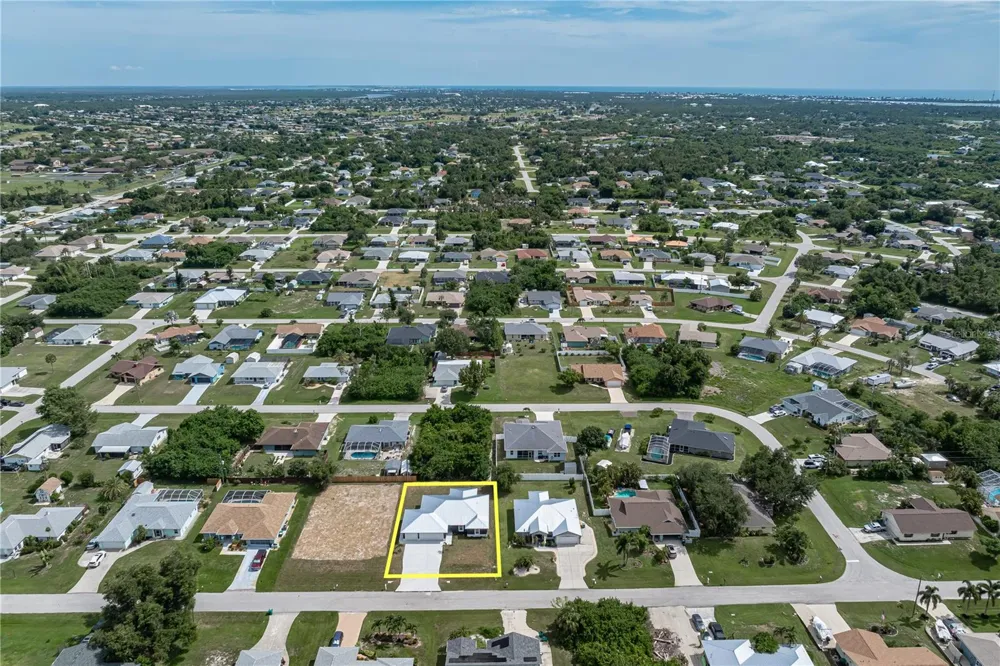 9417 HEARTWELLVILLE AVENUE Englewood, FL 34224