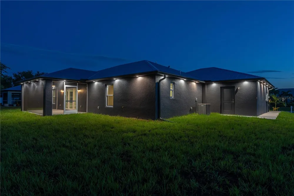 9417 HEARTWELLVILLE AVENUE Englewood, FL 34224