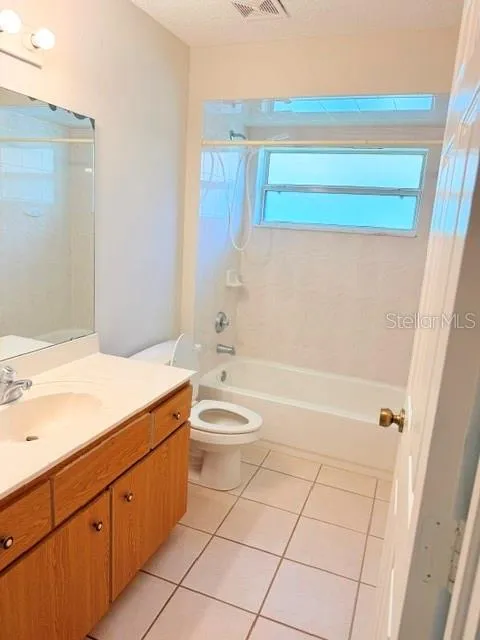 5 PONTIAC LANE #B Palm Coast, FL 32164