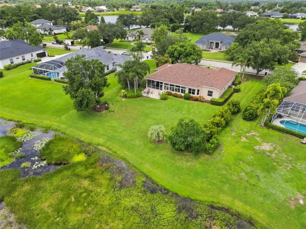 7215 PINE VALLEY STREET Bradenton, FL 34202
