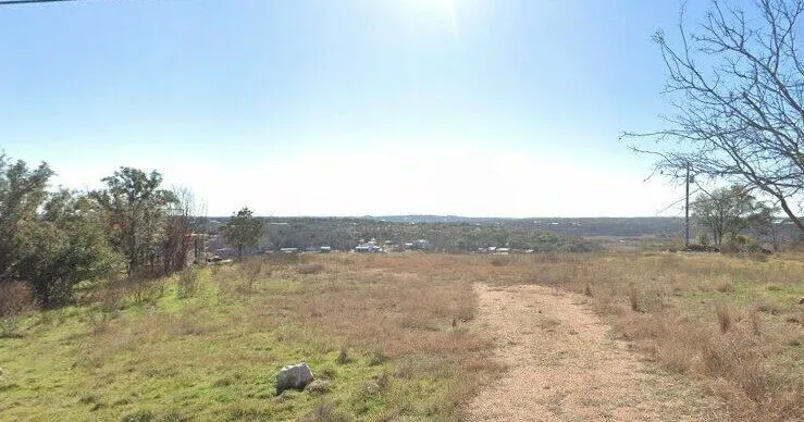 25555 Pedernales Point Drive Spicewood, TX 78669