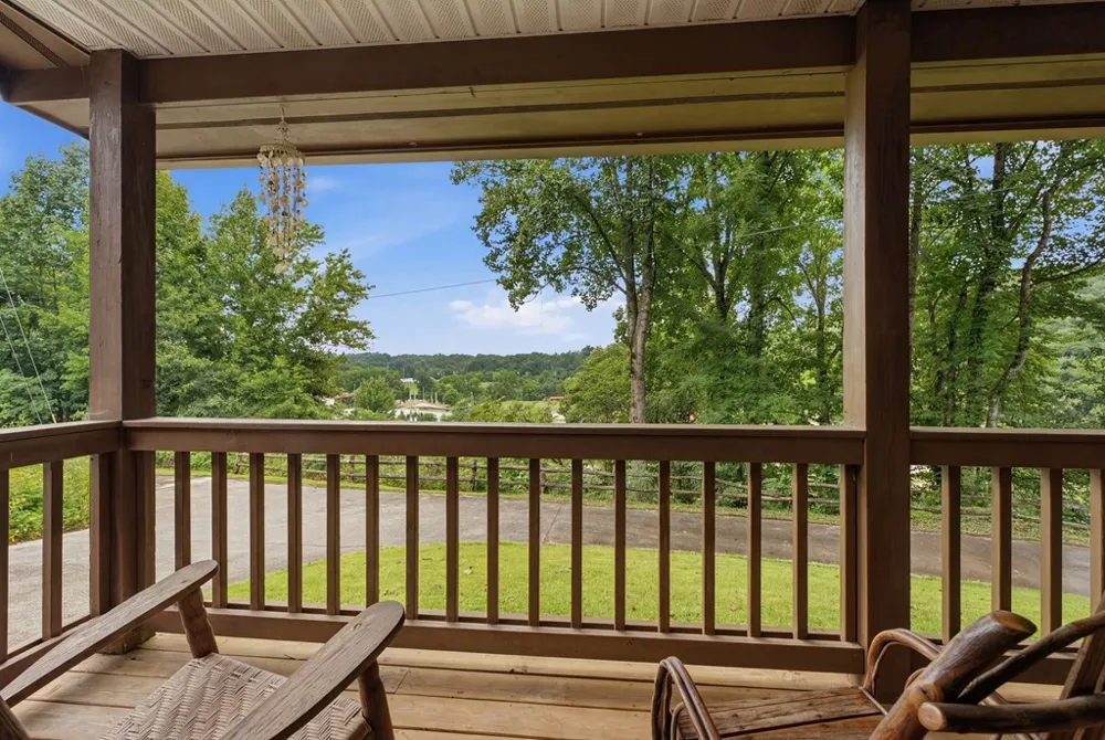 Parkview Ln Franklin, NC 28734