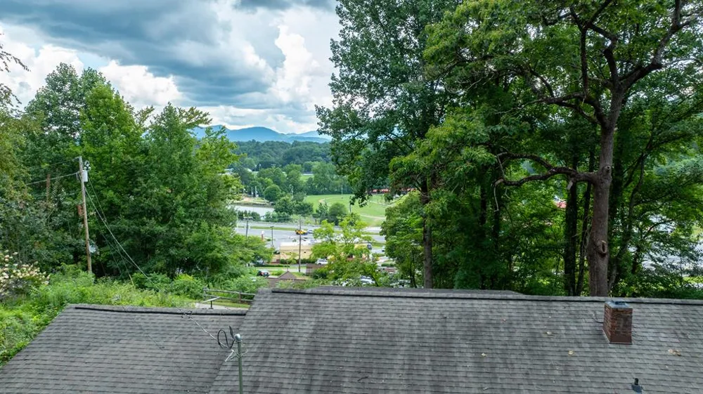 Parkview Ln Franklin, NC 28734