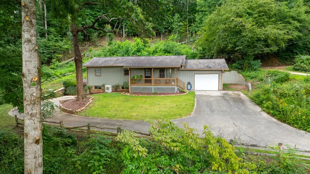 Parkview Ln Franklin, NC 28734