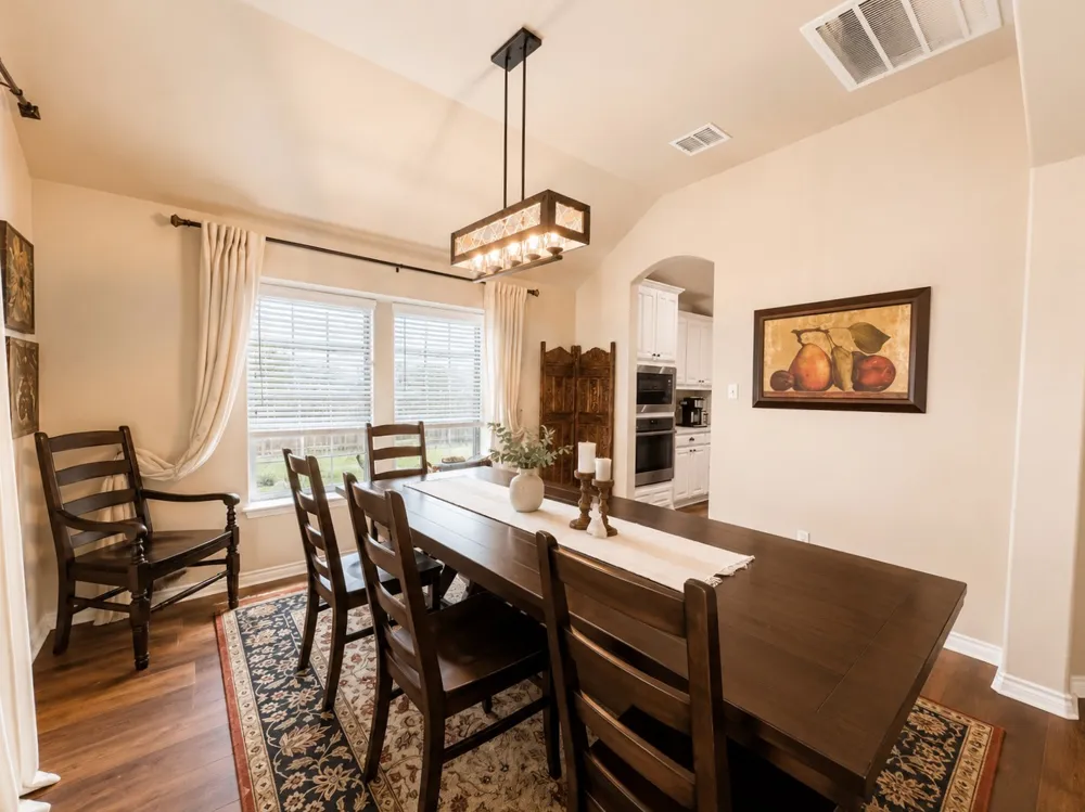 233 Mitchell Boulevard Weatherford, TX 76087