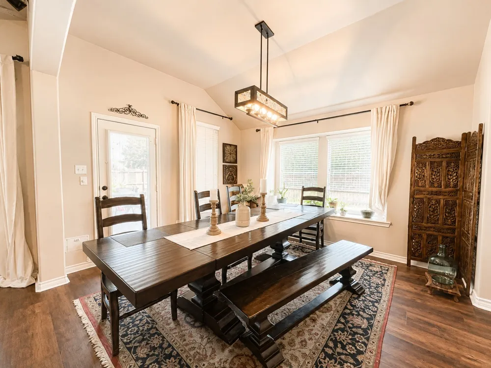 233 Mitchell Boulevard Weatherford, TX 76087