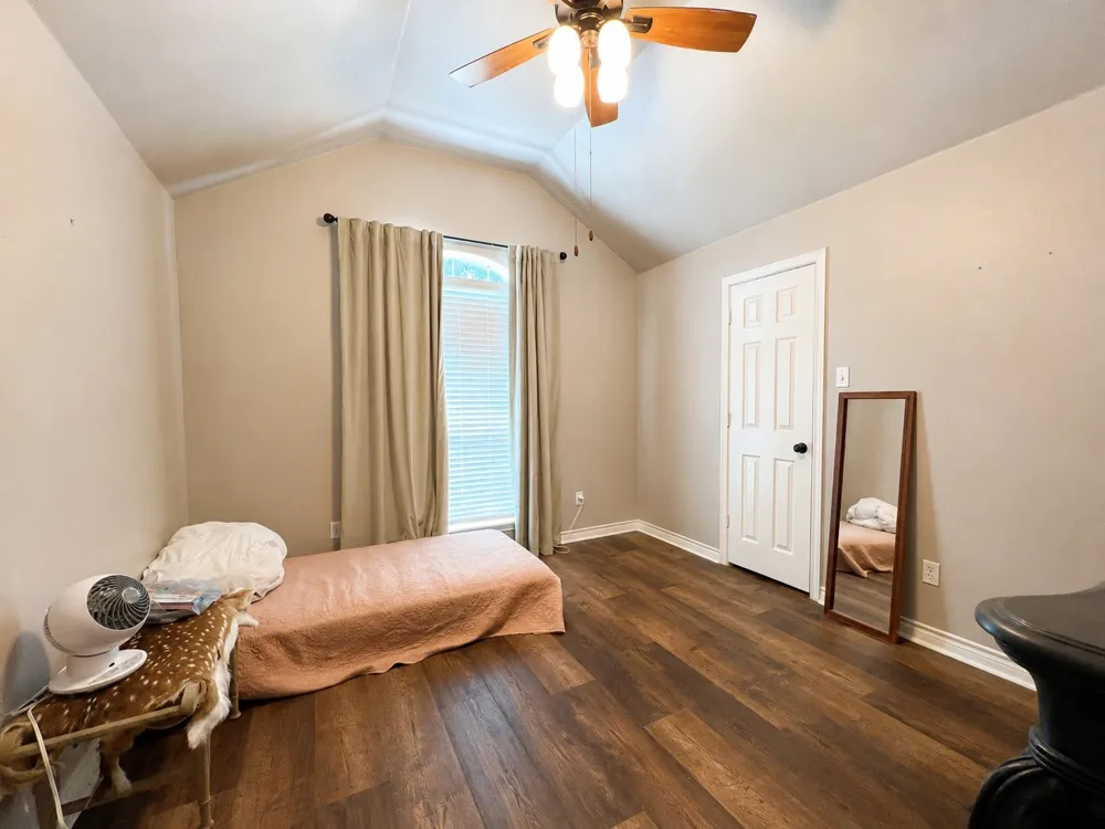 233 Mitchell Boulevard Weatherford, TX 76087