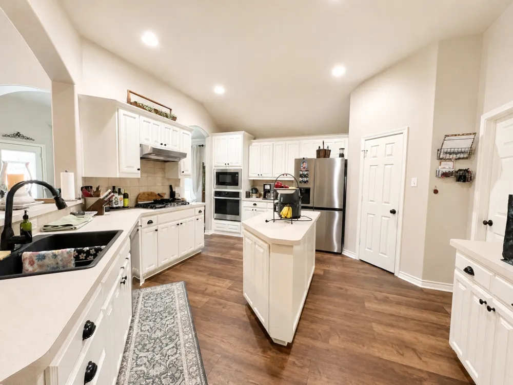 233 Mitchell Boulevard Weatherford, TX 76087