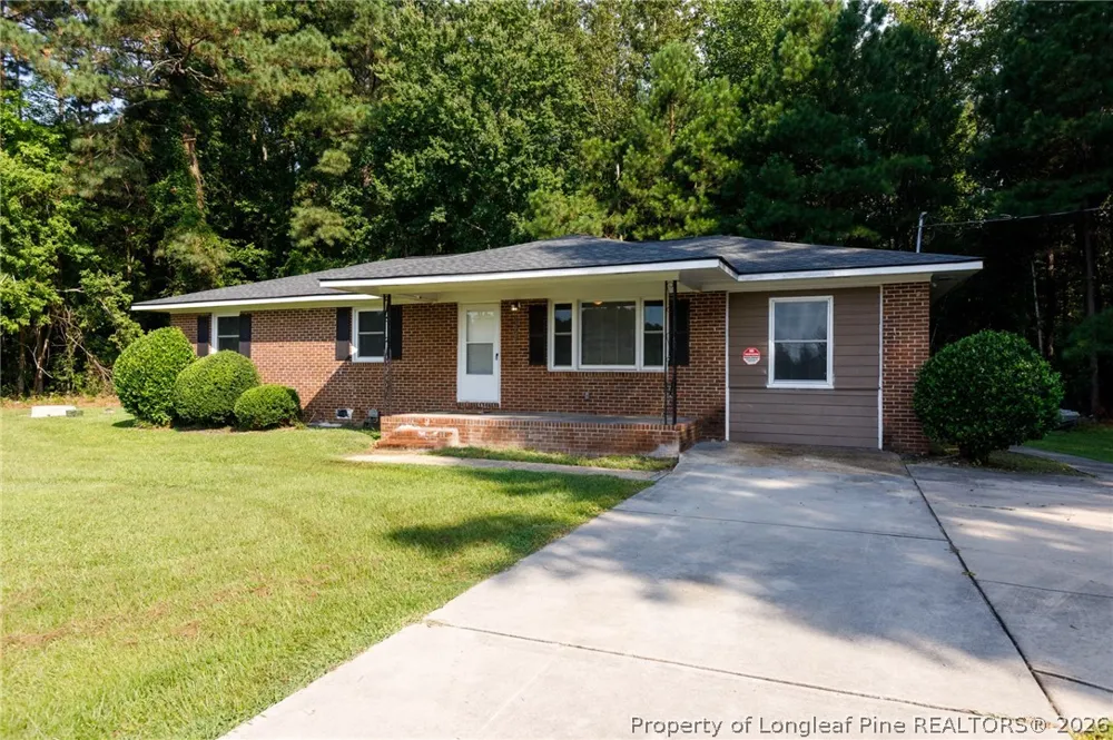 6591 Goldsboro Road Wade, NC 28395