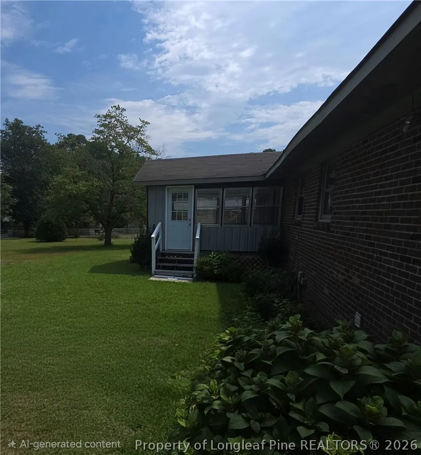 823 E Donaldson Avenue Raeford, NC 28376