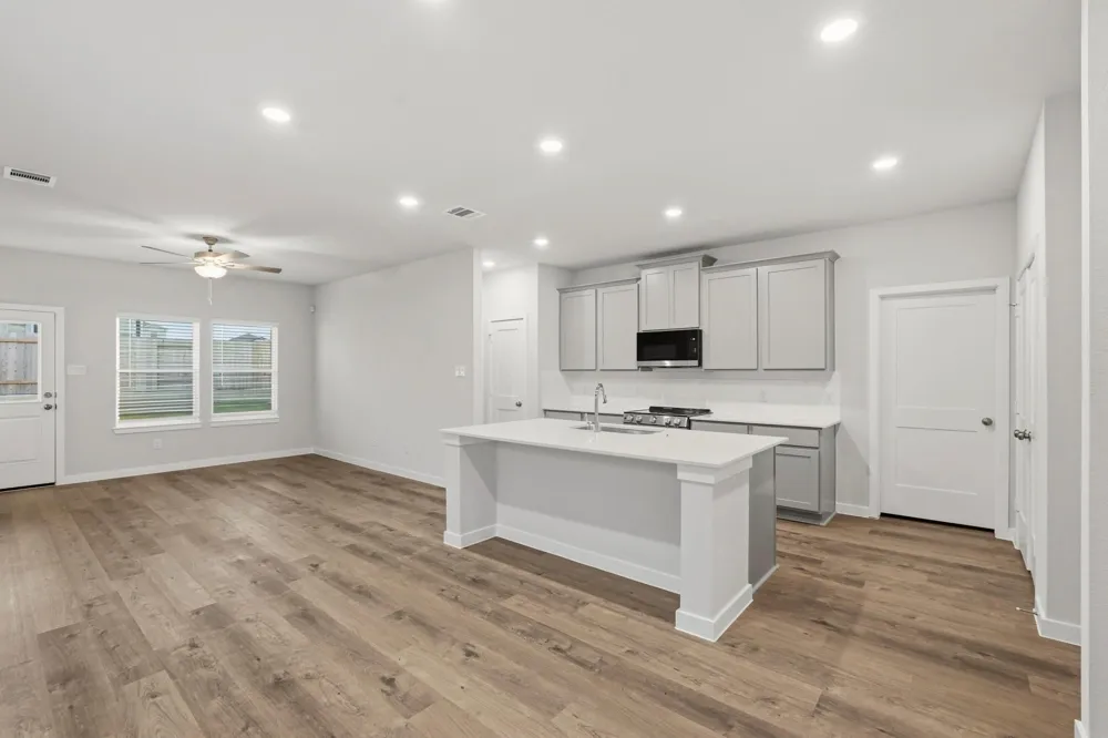 4524 Wisenbaker Way Bryan, TX 77845