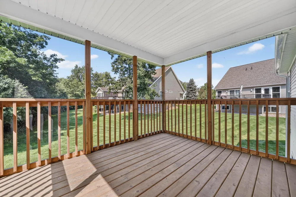4048 Stoneridge Drive Jackson, MI 49203