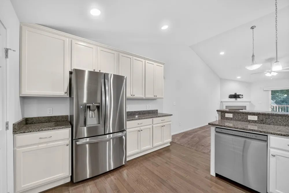 4048 Stoneridge Drive Jackson, MI 49203