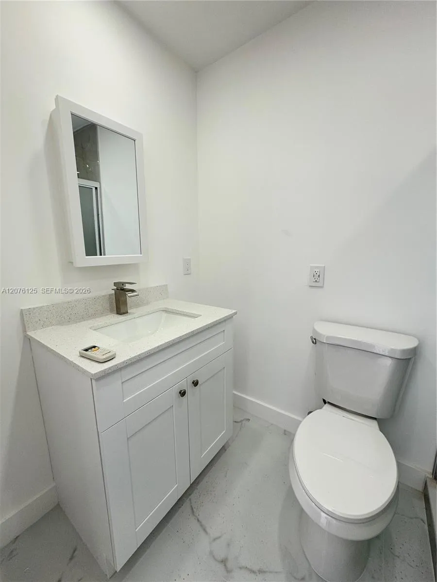 10330 SW 35th Ter #0 Miami, FL 33165