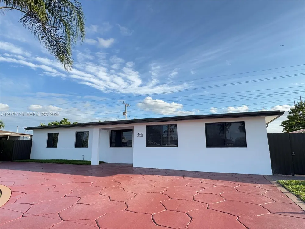 10330 SW 35th Ter #0 Miami, FL 33165