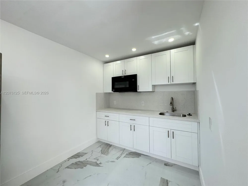10330 SW 35th Ter #0 Miami, FL 33165