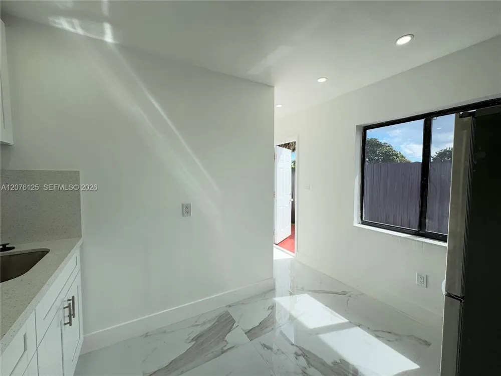 10330 SW 35th Ter #0 Miami, FL 33165