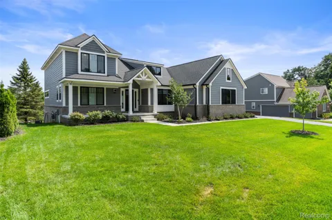 6142 Stonewood Drive