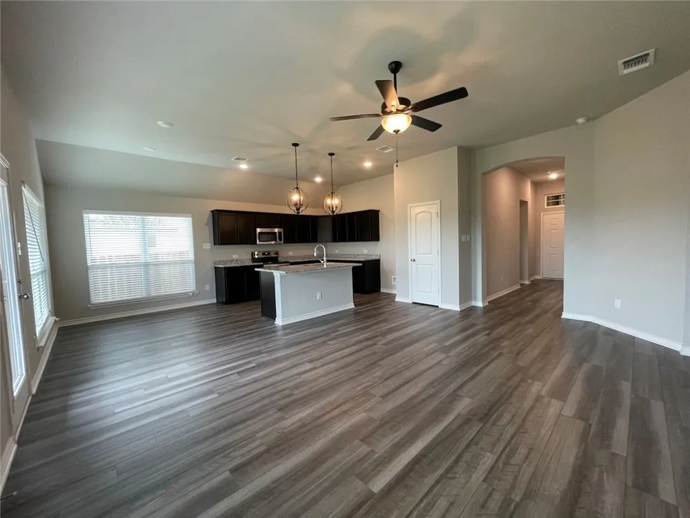 806 Hollyhock Drive Temple, TX 76502