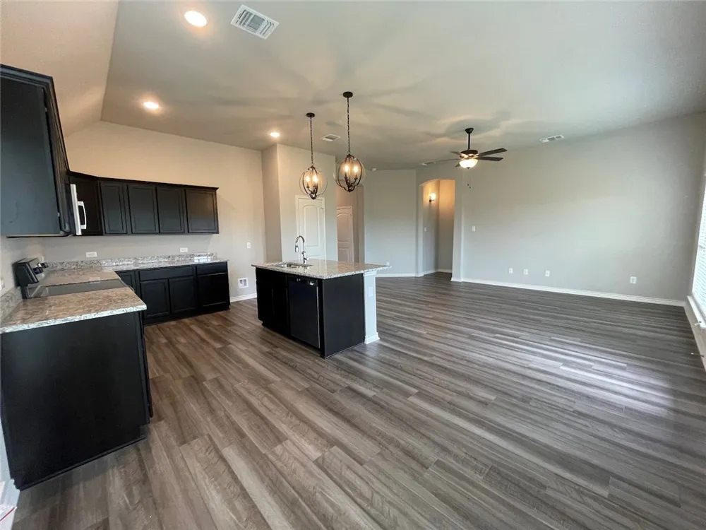 806 Hollyhock Drive Temple, TX 76502