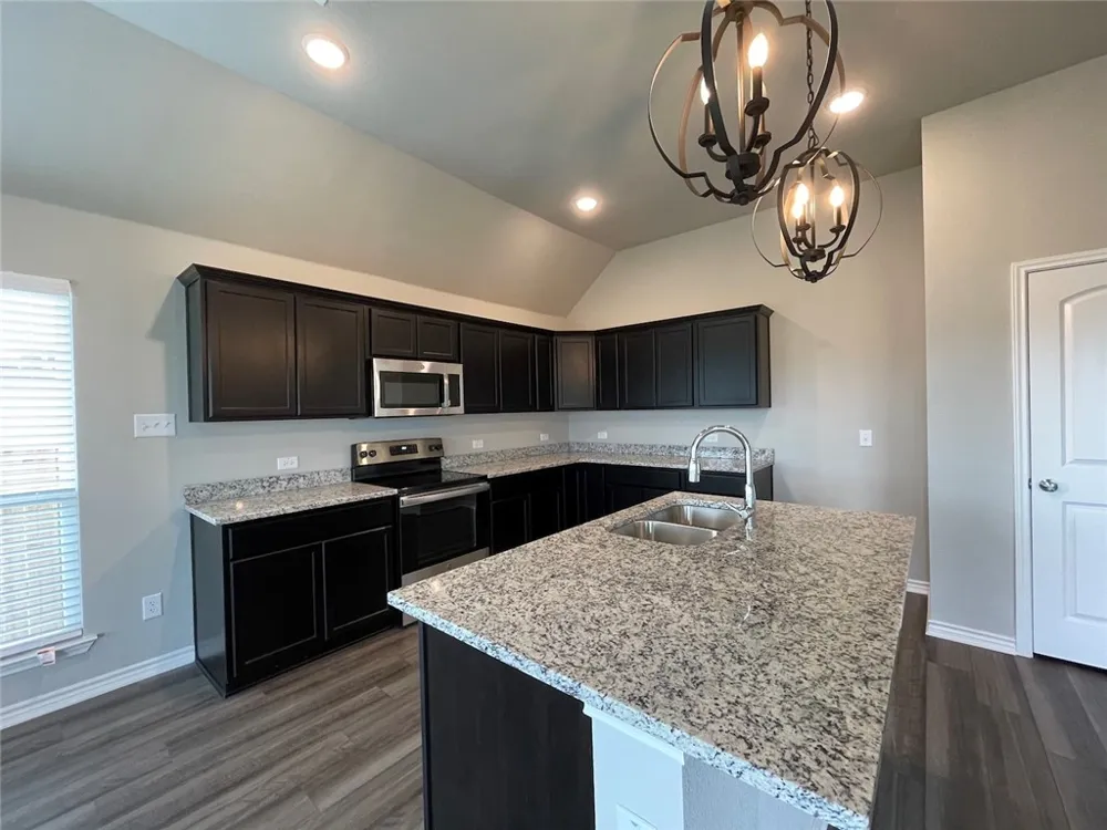 806 Hollyhock Drive Temple, TX 76502