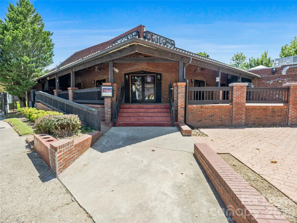 10 Biltmore Plaza Asheville, NC 28803