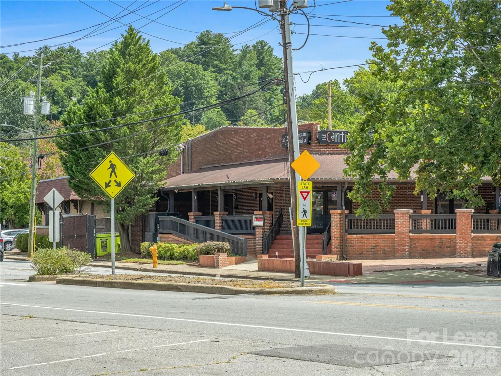 10 Biltmore Plaza Asheville, NC 28803