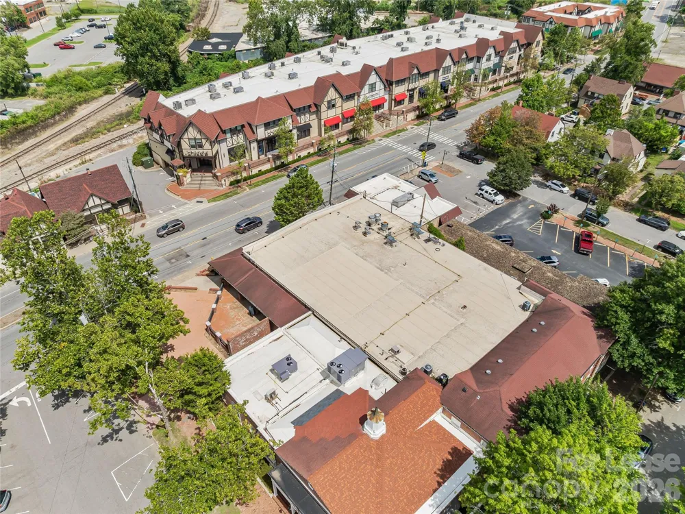 10 Biltmore Plaza Asheville, NC 28803