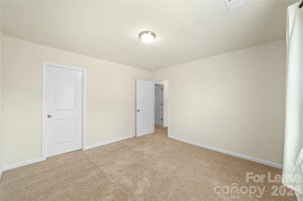 9517 Harvard Oak Court Charlotte, NC 28269