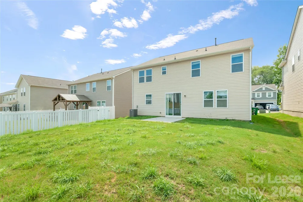 9517 Harvard Oak Court Charlotte, NC 28269