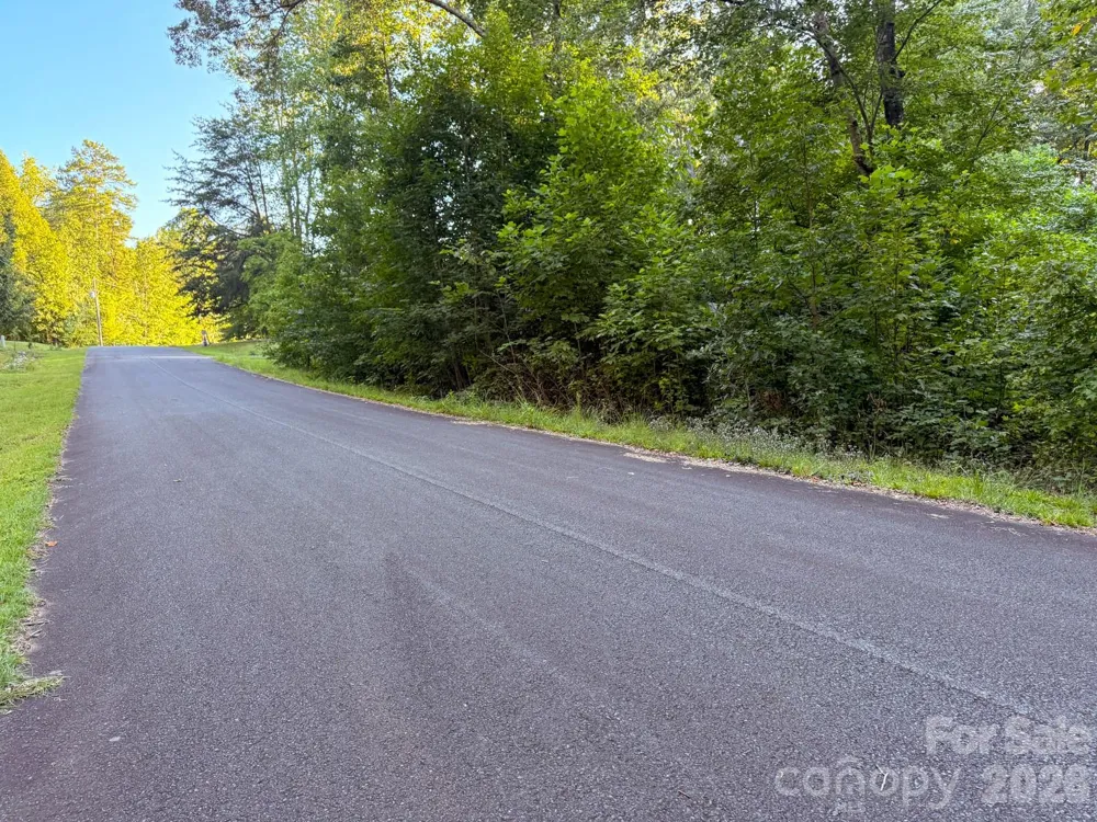 656 Pinelake Drive Troy, NC 27371