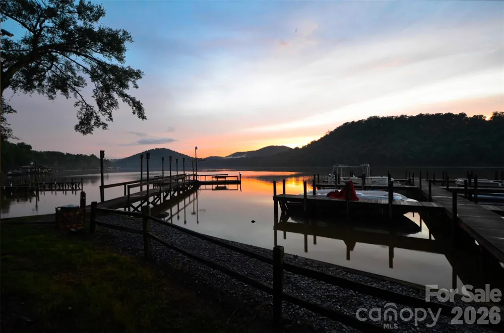 656 Pinelake Drive Troy, NC 27371
